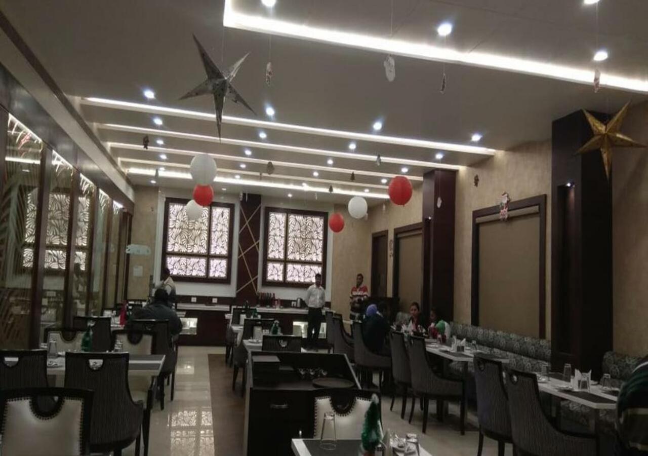 Hotel Nand Residency Ghazipur Exteriör bild